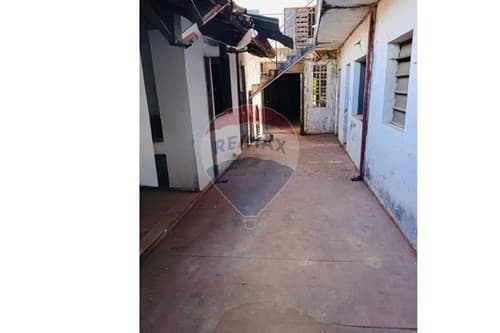 Amplio terreno en venta — foto 3