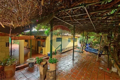 Casa en Ñemby a pasos de la AVDA. Acceso sur