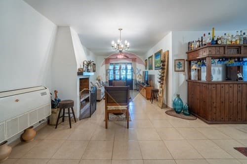 Residencia en Barrio Stma Trinidad, foto 1