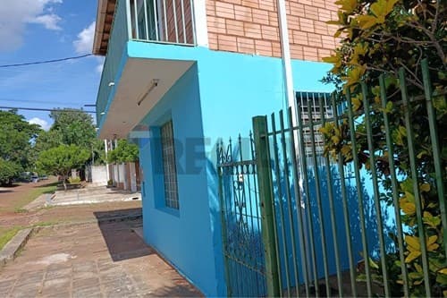 Casa en esquina con salón comercial, foto 5