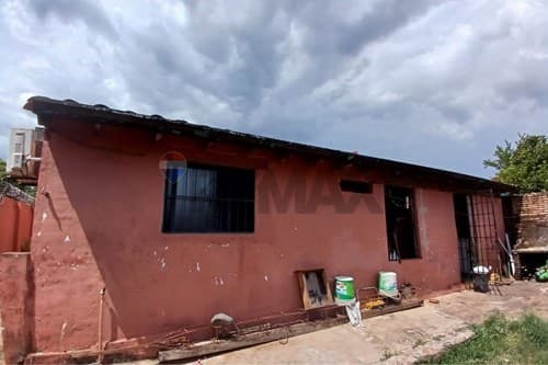 Amplia Casa en Venta en Barrio Kennedy — foto 3