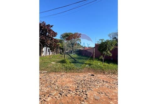Vendo terreno 10x40–Ñemby- pai ñu