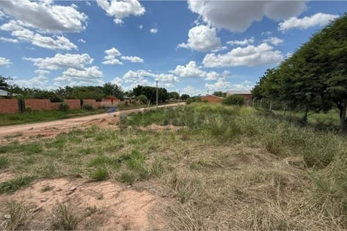 Terreno con frente sobre tres calles titulado — foto 5