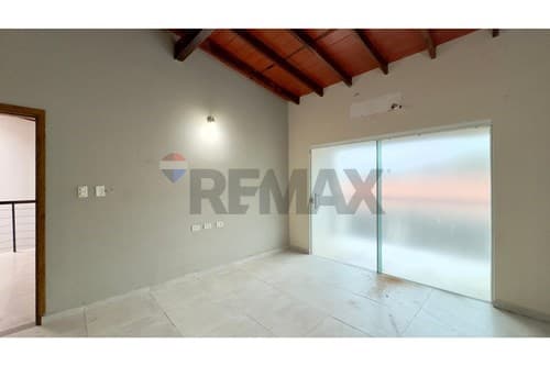 Hermosa residencia en Miraflores, San Lorenzo, foto 1