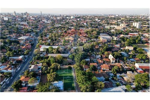 Espectacular terreno de 2.210m en b° san vicente — foto 4
