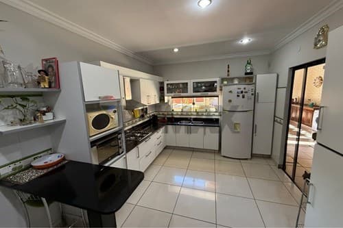 Residencia Moderna y Local Comercial en Venta, foto 4