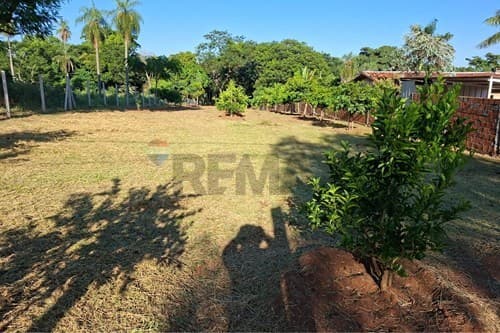 En venta gran terreno en la ciudad de caacupe — foto 2