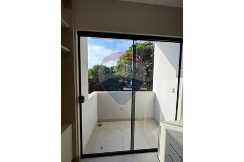 Duplex con 2 habs en suite en el b° ciudad nueva — foto 4