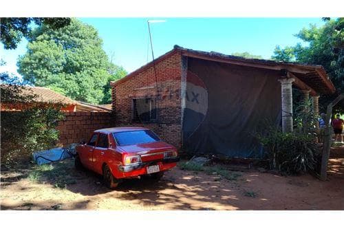 Terreno en esquina con construcion a remodelar — foto 2