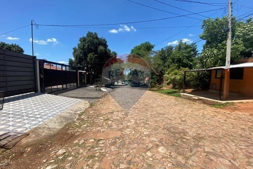 Terreno con casa Lambare — foto 3