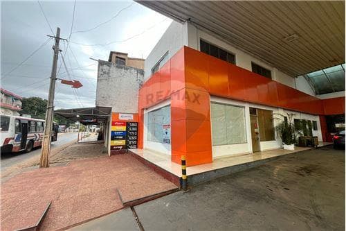 Alquilo local comercial