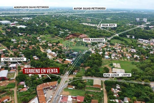 "Prime Commercial Land in Luque: Invest Today!"