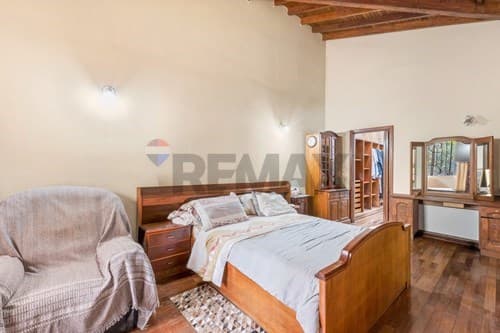 Residencia en esquina sobre avda molas lopez — foto 4