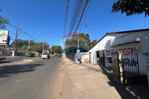 Terreno en zona estratégica de Lambaré