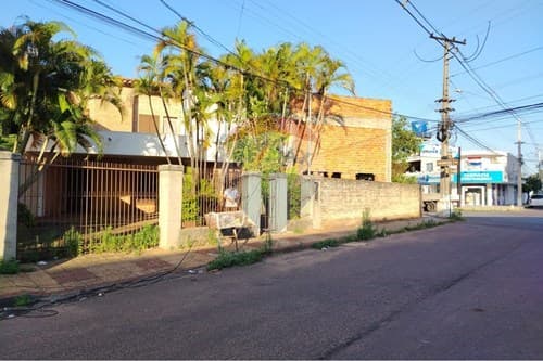 Vendo propiedad compercial en esquina