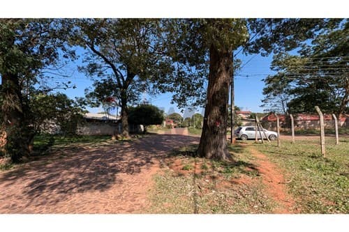 amplio terreno en San Lorenzo, foto 3