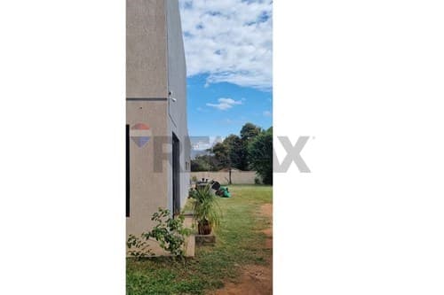 Casa - Venta - San Antonio, Central, Paraguay — foto 4