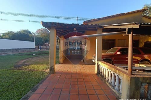 Casa sobre Avenida San Antonio, Centro