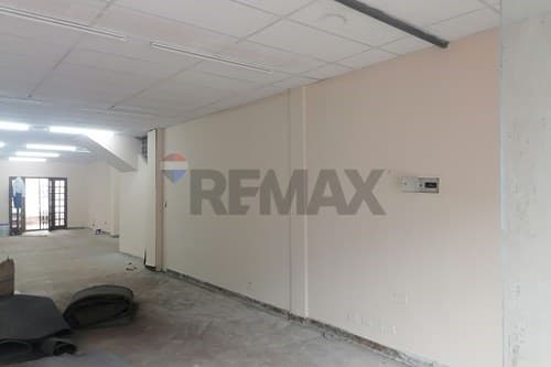 ¡Alquila Local Comercial en Ciudad Nueva! — foto 4