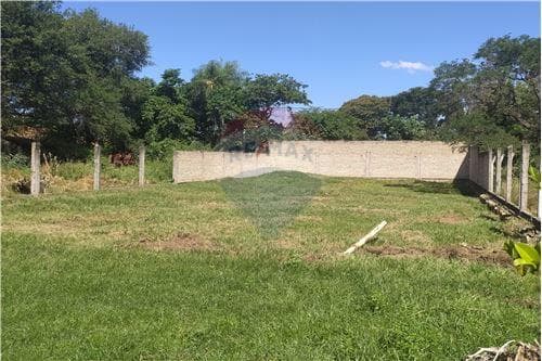 Terreno Semi amurallado en M.R.A — foto 2