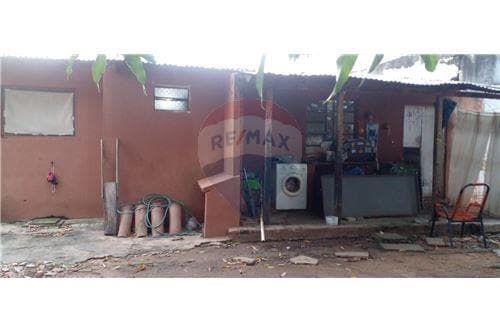 De casa con local comercial en paraguarí!!, foto 3