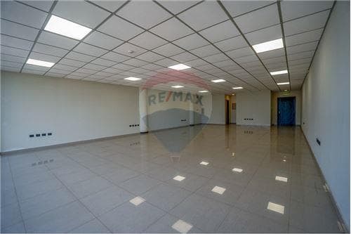 En Venta - Oficina en Sky Center — foto 2