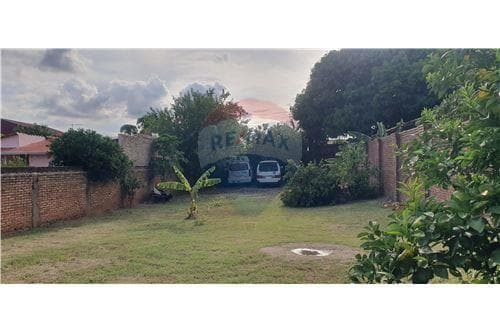 En venta terreno en San Lorenzo amujrallado — foto 3