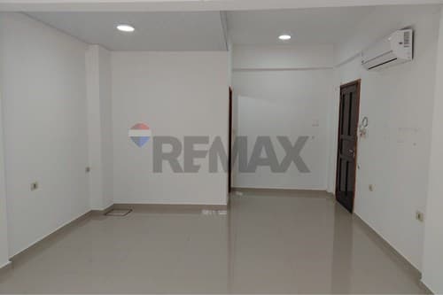 De salón comercial en Villa Elisa, foto 5