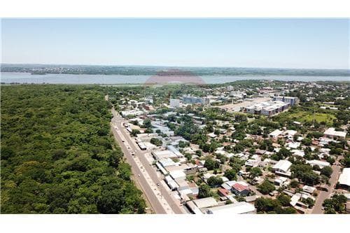 Salón Comercial sobre Avda Itaipú, Salto del Guair — foto 2