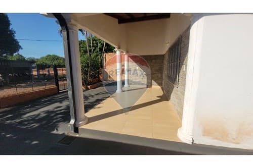 Move Into Your Dream Home in Caaguazú! 🏡✨ — foto 3