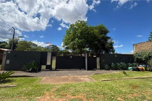 Vendo casa en Luque zona rakiura