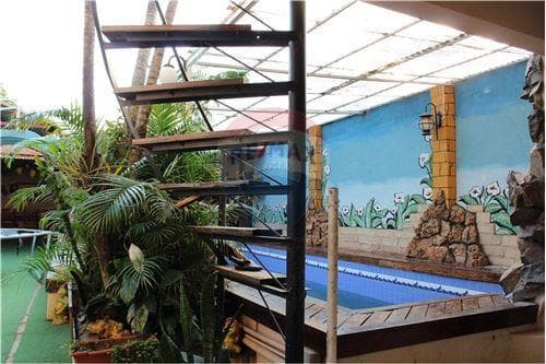 Amplia casa en Fernando de la Mora zona sur — foto 4