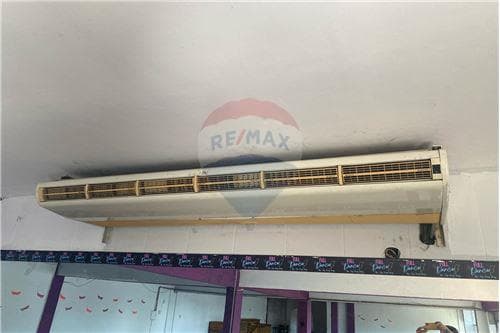 Salon comercial sobre la avda fernando — foto 5