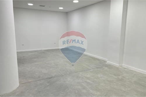 En venta-salon comercial en m4
