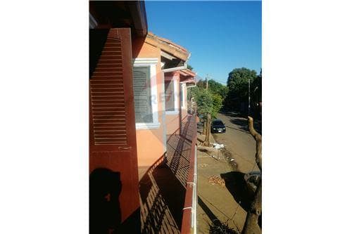 Propiedad en esquina en Fdo de la Mora — foto 2