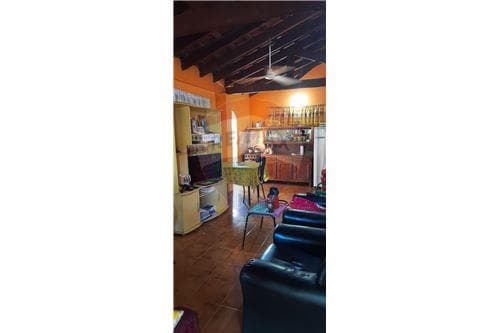 Casa con salon comercdial, foto 2