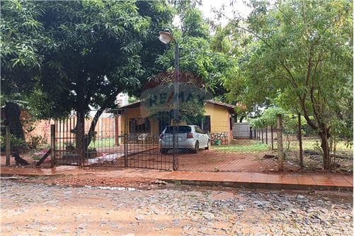 Terreno de 1442m2 con casa a refaccionar o demoler — foto 2