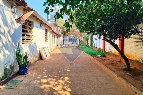 amplio terreno B° San Cristobal-Asunción — foto 3