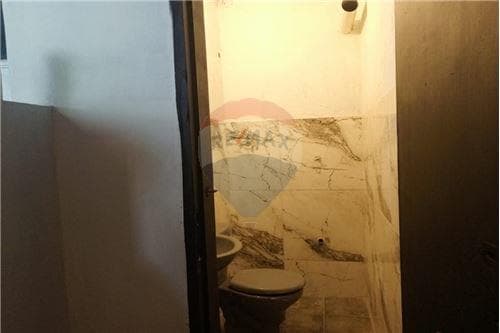 Salon comercial sobre denis roa, foto 2