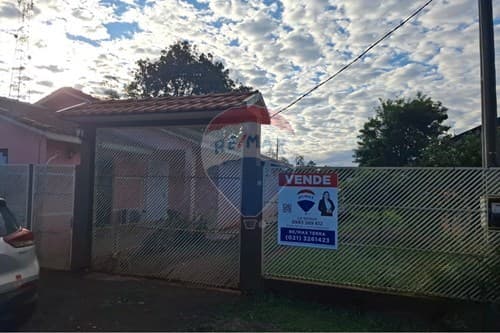 Casa Única en Santa Rosa: ¡Moderna y semiamoblada! — foto 1