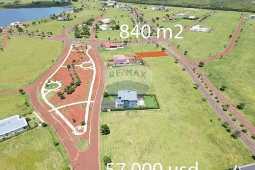 Terreno en Costa del Lago de 840 m2 — foto 1
