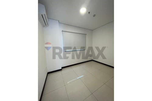 En venta amplio departamento zona shopping — foto 5