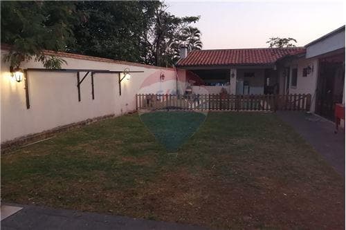 En venta Casa con pileta en Barrio Herrera — foto 2