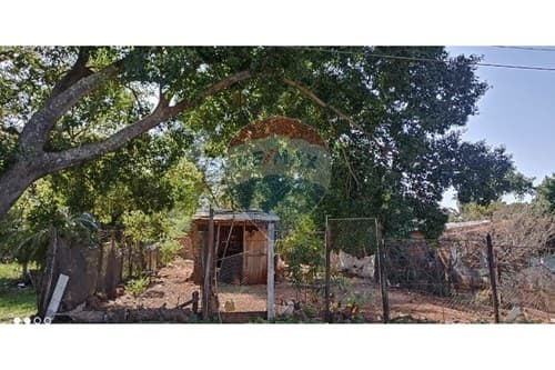 En venta terreno en capiata km 20