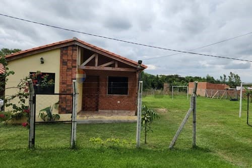 Casa Quinta con piscina en el centro de Atyra, foto 2