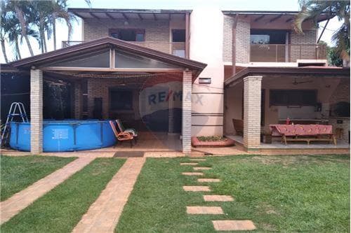 Hermosa casa en la ciudad de hernandarias, foto 1