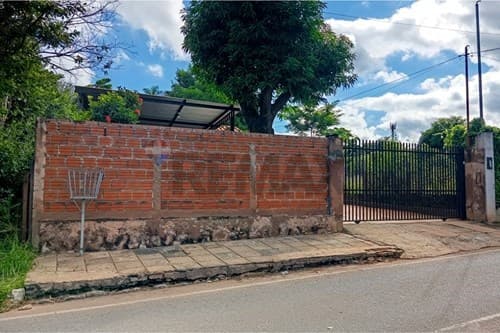 Casa con amplio terreno en San Lorenzo — foto 4