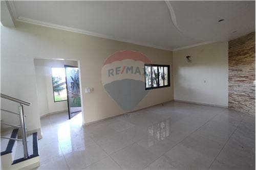 "Casa Moderna en Santa Rita, Lujo y Comodidad", foto 4