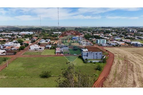 ¡Terreno ideal en el centro de Santa Rita!