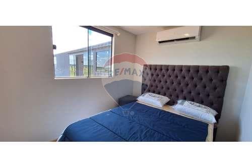 Casa en venta en paraqvaria country club — foto 2